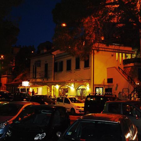 Locanda La Lucciola Porto Venere Bagian luar foto